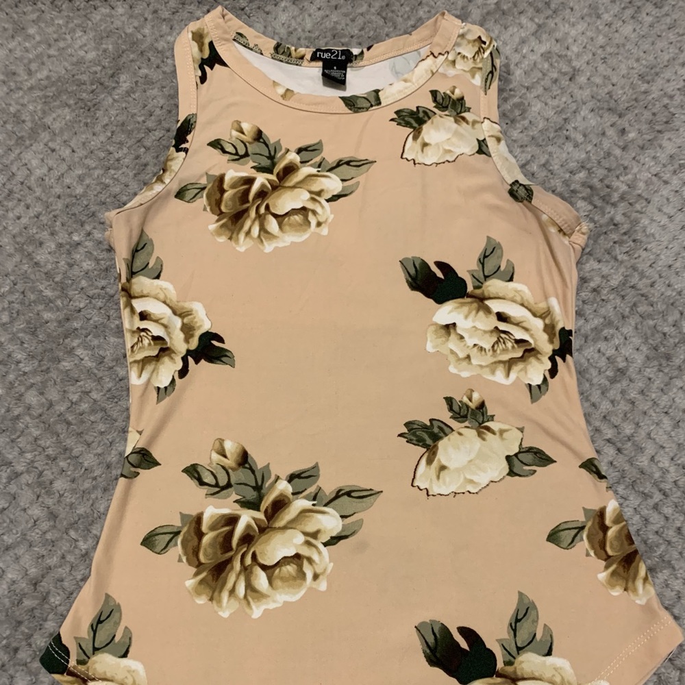 Floral tank top - rue21